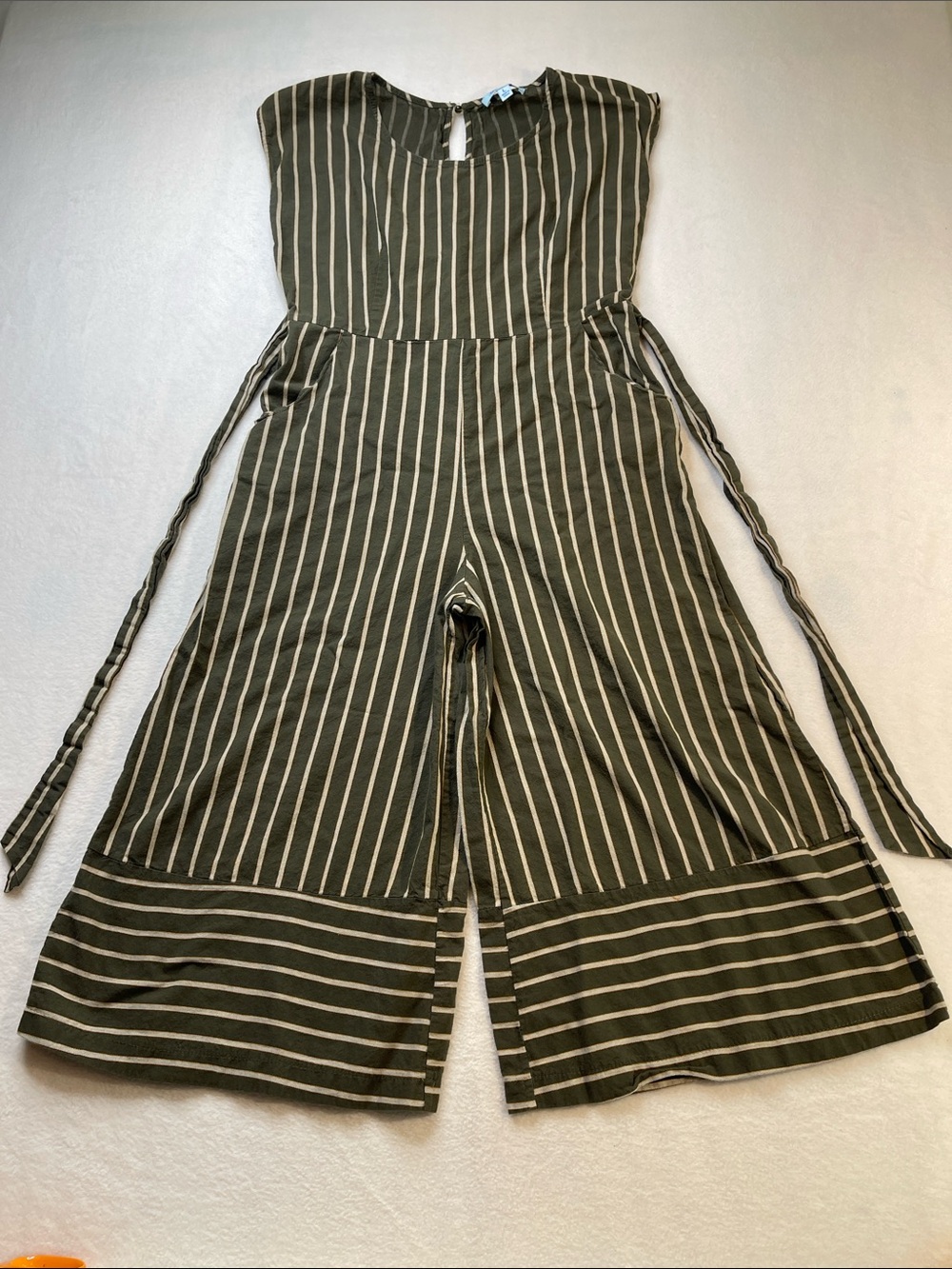 SHE+SKY WOMENS SIZE Large Striped Olive Green Wide-Leg Jumpsuit WOMEN SIZE LARGE